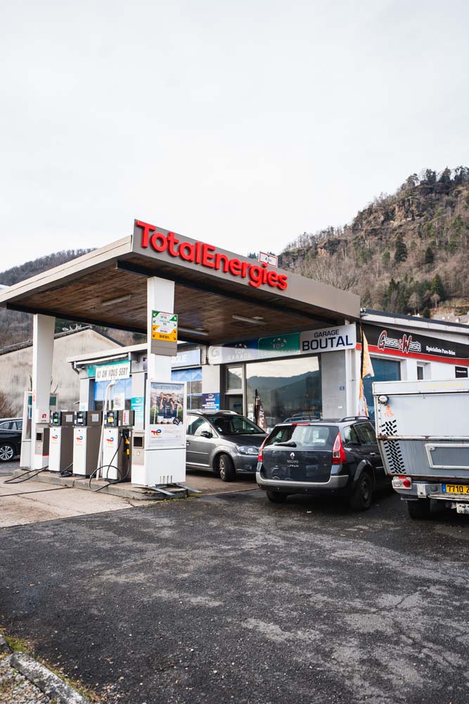 Station-essence TOTAL Vic-sur-Cère